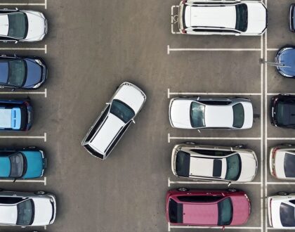 Cómo comprobar si hay aparcamiento con Google Maps